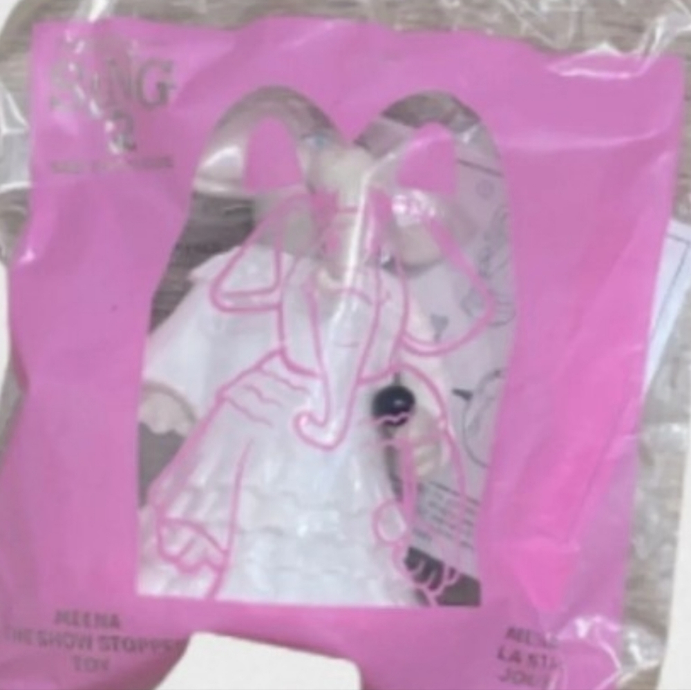 New! MEENA McDonalds Toy 2022 SING2 Happy Meal Toy Canada MEENA THE SHOW STOPPER